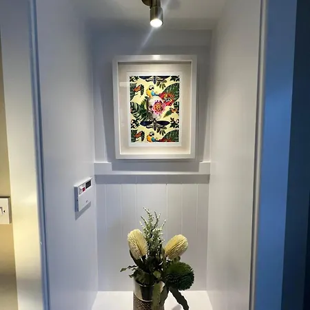 The Corner House, Dromod Апартаменты *