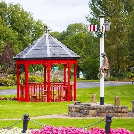 The Corner House, Dromod *