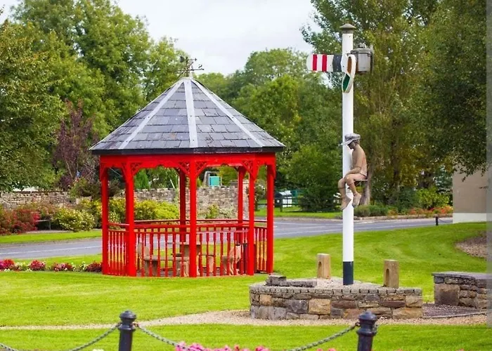 The Corner House, Dromod *